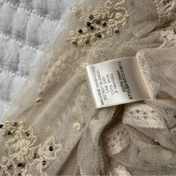 Anthropologie Willow & Clay Cottage Core  Vintage Lace And Beaded Sheer Top Sz M - Picture 7 of 10
